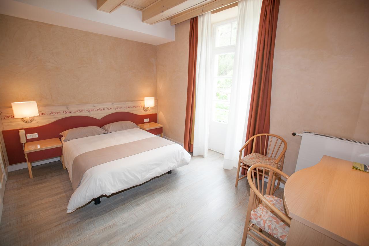 Le Mirval Otel La Brigue Dış mekan fotoğraf